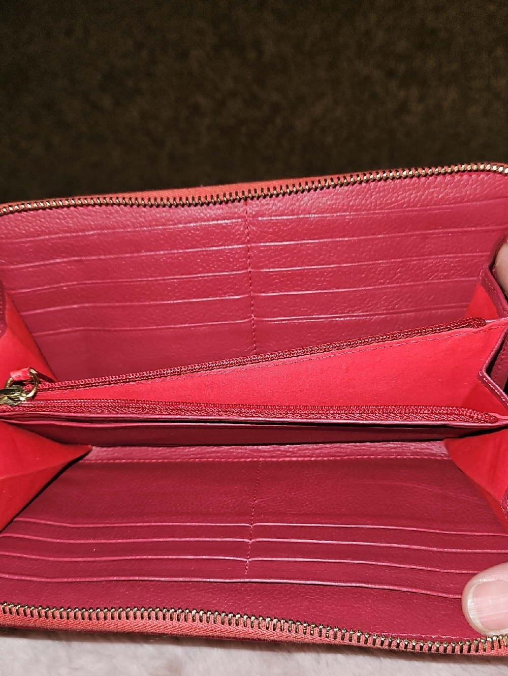 Red Embossed Python-Texture Women's Wallet - Picture 3 of 3